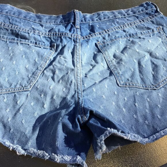 OLD NAVY DENIM SHORTS SIZE 12 - Picture 2 of 3